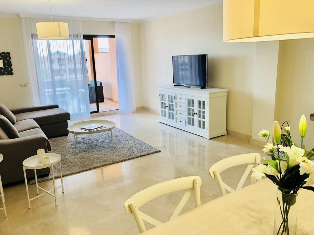 Estepona - Casares Beach Golf Apartments ภายนอก รูปภาพ